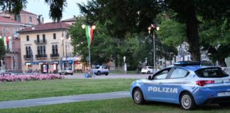 Vicenza, scardina la porta di un condominio: arrestato 19enne moldovo questura di Vicenza attività di controllo