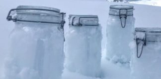 Trovate microplastiche anche nella neve fresca dell’Antartide Scoperte microplastiche in camioni della neve appena caduta in Antartide