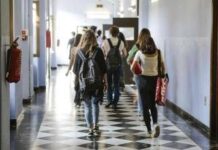 Scuola, consenso informato: ok Camera a ddl, testo passa al Senato