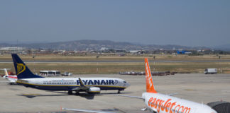 Aerei, domenica 17 altro sciopero. Codici:” Tuteliamo i passeggeri” Trasporto aereo