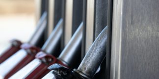 Codici: basta rincari e speculazioni sui carburanti