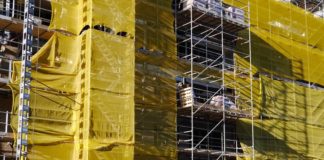 Superbonus110, falsi crediti fiscali: sequestro da 18 milioni di euro. Indagine di Guardia di Finanza e Carabinieri partita dal Veneto Ristrutturazione condomini con superbonus 110% in veneto