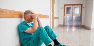 Nursing Up, De Palma: “Dopo calci e pugni, infermieri presi a testate” nursing Up premio covid infermiere