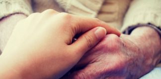 Fondo caregiver nazionale, Luisetto (Pd): “Pochi soldi e mal distribuiti. Si riparta da una legge regionale efficace” caregiver