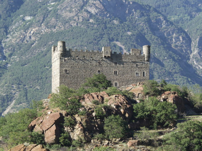 Castello di Ussel Chatillon