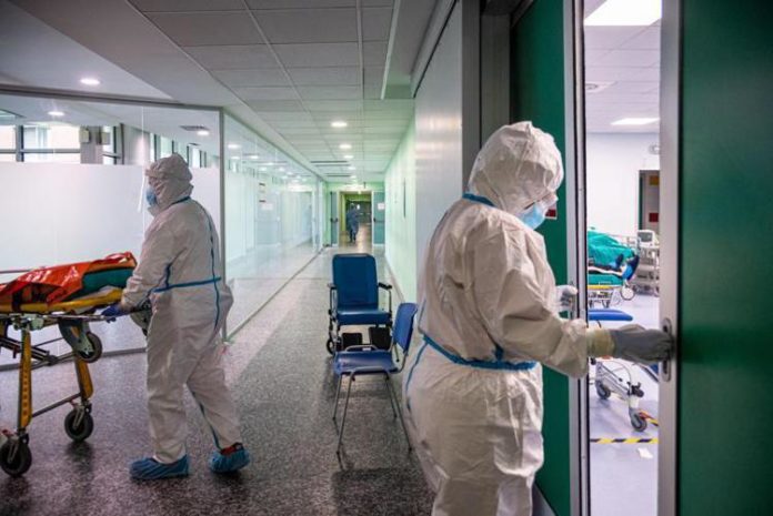 Covid, ricoveri in ospedale (foto di repertorio)