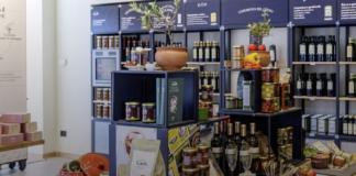 La storica azienda olearia Fratelli Carli apre a Vicenza l’Emporio dell’Oro liquido, tra olive italiane e mediterranee Emporio Fratelli Carli a Vicenza