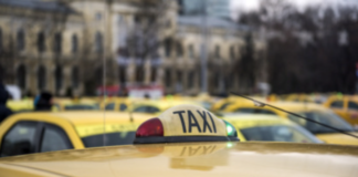 Vicenza, in taxi per acquistare stupefacenti. Fermato un padovano. Vicenza, in taxi per acquistare stupefacenti. Fermati dalla polizia