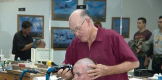 Ferragosto di pace 2022: tutti “Skalp no war” pure sulle spiagge Ferragosto Taglio a zero, skalp no war