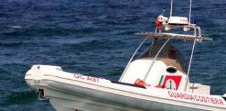 Fregene, malore in acqua: muore 48enne