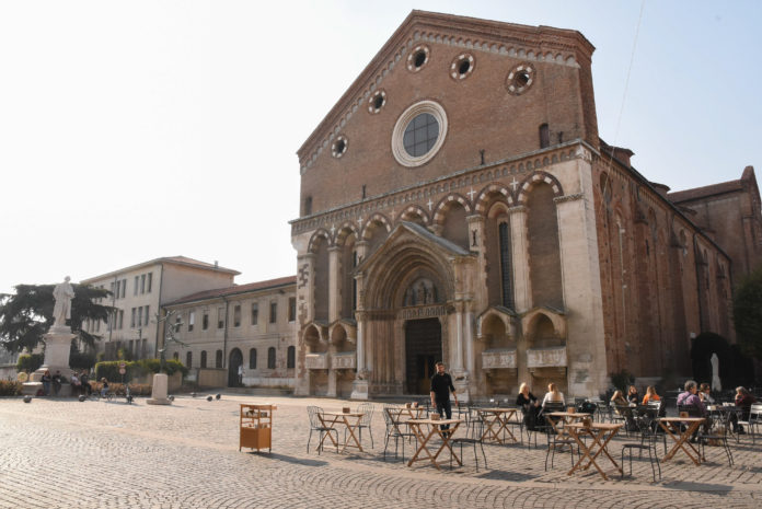 Piazza San Lorenzo (Vicenza-Toniolo Ilaria-Colorfoto per Vipiù)