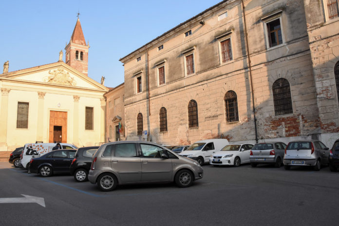 Piazza San Pietro (Vicenza-Toniolo Ilaria-Colorfoto per Vipiù)
