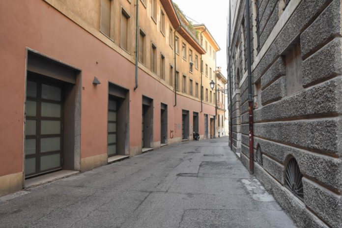 Stradella Dei Filippini (Vicenza-Toniolo Ilaria-Colorfoto per ViPiù)