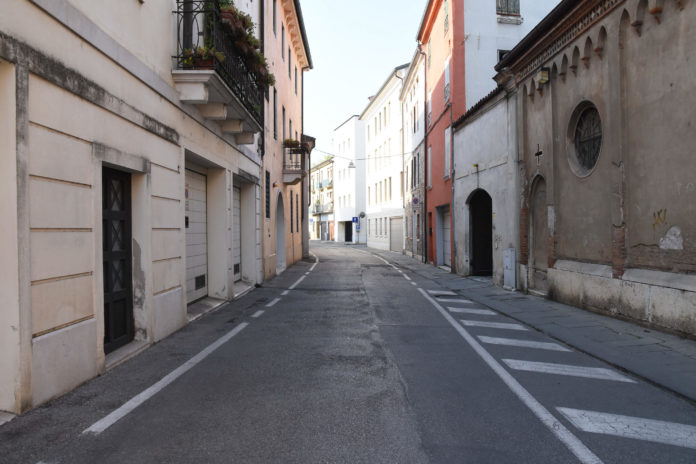 Stradella del Borghetto (Vicenza-Toniolo Ilaria-Colorfoto per ViPiù)