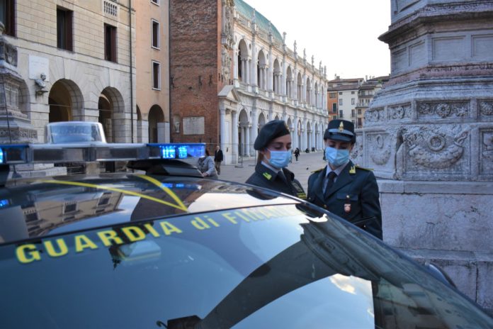 vicenza porche arzignano lavoratori nero coniugi egiziani