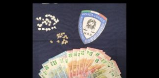 Vicenza Campo Marzo, la polizia locale sorprende spacciatore con 43 dosi di droga polizia locale