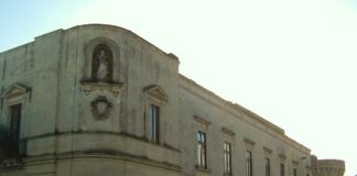 Carpignano e Martano, un angolo di Grecia nel Salento – La Via Francigena destinazione Roma, la 4ª tappa dal Sud martano palazzo baronale