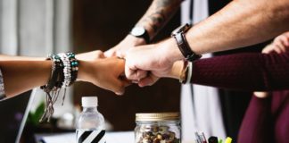 Solidarietà politica, economica e sociale. Meritocrazia Italia: dovere inderogabile Meritocrazia Italia: solidarietà politica, economica e sociale