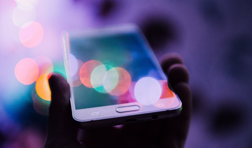 Il cellulare e il mondo degli svaghi