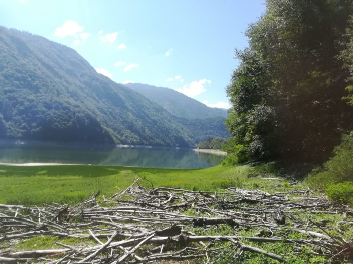strada del Corlo e Lago del Corlo