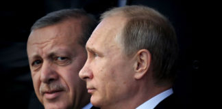 Erdogan e Putin, due uomini forti al potere avvicinati dalle difficoltà Erdogan e Putin