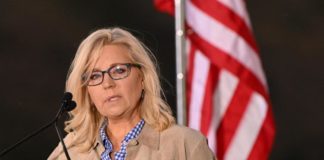 Trump, padre padrone del Partito Repubblicano: lo dimostra la sconfitta alle primarie GOP di Liz Cheney e dei non trumpiani Liz Cheney