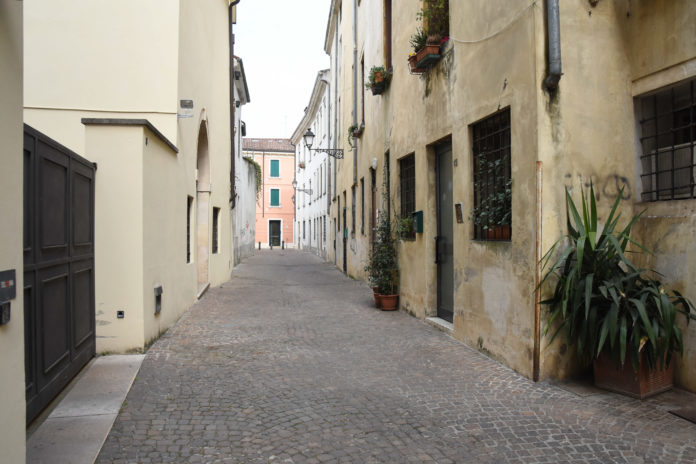 Stradella Retrone (Vicenza-Toniolo Ilaria-Colorfoto per ViPiù)