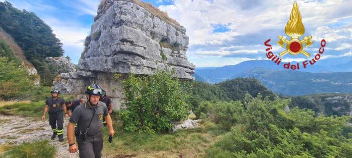 Altopiano di Asiago: vigili del fuoco all'opera