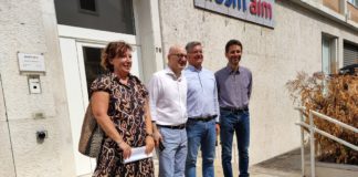 Per una Grande Vicenza: aiuti contro il caro bollette con gli extra profitti di Agsm Aim Per una grande Vicenza, i suoi fondatori davanti alla sede vicentina di Agsm Aim