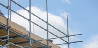 Cantieri edili nel Vicentino: 11 persone denunciate, 2 aziende sospese, 750 mila euro di multe elevate dai carabinieri cantiere edili vicentino Cantieri Superbonus 110% Vicenza arcugnano morto operaio