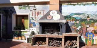 Centro civico di via Colombo a Vicenza, gli anziani realizzano un murale dedicato agli alpini centro civico