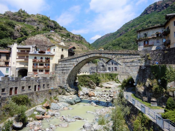 ponte pont-saint-martin