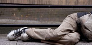 Senza fissa dimora, Per Una Grande Vicenza: “Come intende aiutarli il Comune”? Interrogazione all’assessore Marco Zocca senza fissa dimora vicenza senzatetto in veneto