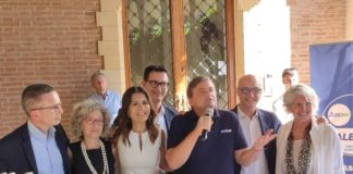 Calenda a Vicenza: “Alle imprese venete dico che votare Lega non vuol dire votare Zaia, vuol dire votare Salvini che è un irresponsabile pericoloso” Calenda