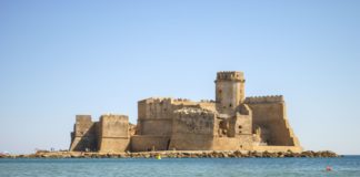 Isola di Capo Rizzuto e Punta delle Castella, perle calabresi del Mar Ionio Fortezza Le Castella, ph Simona Servillo