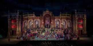 L’ultima La Traviata apre il fine settimana conclusivo del 99° Arena di Verona Opera Festival 2022 Arena di Verona Opera Festival 2022