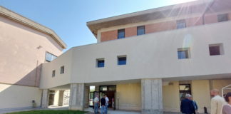 Licei Tron e Zanella di Schio: inaugurato il ponte di collegamento coperto Licei Tron e Zanella