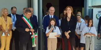 Presidente regione Veneto Luca Zaia ha inaugurato primo stralcio scuola a Tezze sul Brenta (VI) Luca Zaia inaugura primo stralcio scuola a Tezze sul Brenta (VI)