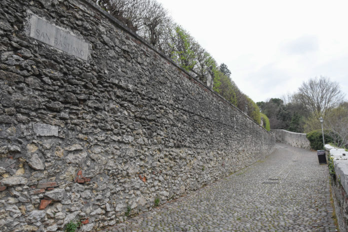 Via San Bastiano (Vicenza-Toniolo Ilaria-Colorfoto per ViPiù)