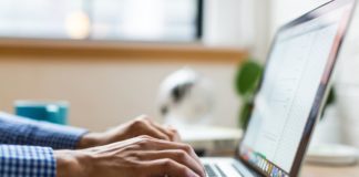 Codici: rimborso negato e mancata assistenza, Booking segnalata all’Antitrust booking