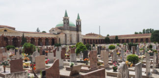 Trattamenti anti zanzare, cimiteri di Vicenza chiusi nei prossimi giorni