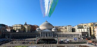150 anni degli alpini celebrati a Napoli, Zaia: “Buon compleanno e grazie di cuore” Gli alpini celebrano il 150° anniversario a Napoli