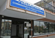 Perseguita una minorenne e perde le staffe con la polizia: arrestato a Bassano del Grappa un marocchino senza fissa dimora Commissariato di Bassano del Grappa, arrestato marocchino che perseguitava una ragazza stupefacenti