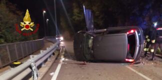 Lusiana Conco, sbanda e l’automobile si ribalta sulla Sp 69: ferito il conducente sbanda