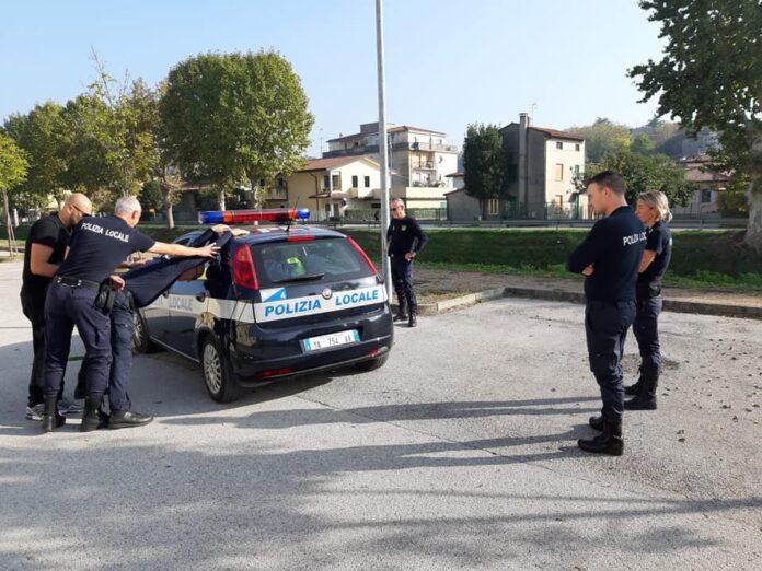 Polizia locale difesa personale castelli