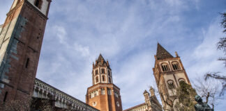 Vercelli, la città d’arte dalle eclettiche chiese – La Via Francigena destinazione Roma, la 9ª tappa dal Nord Sant'Andrea Vercelli