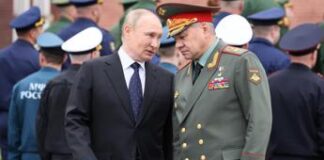Ucraina, Shoigu: “Più armi per la guerra contro Kiev”