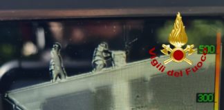 Incendio di una canna fumaria a Cesuna di Roana: intervenuti i vigili del fuoco di Asiago con autopompa, autoscala e 5 operatori Vigili del fuoco di Asiago in azione a Cesuna