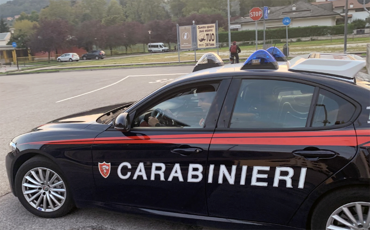carabinieri valdagno patente falsa sequestrata dal padre