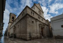 Mola di Bari, un borgo marinaro tra chiese, castelli e… sedie – La Via Francigena destinazione Roma, l’11ª tappa dal Sud chiesa matrice mola di bari